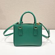 Prada Galleria Saffiano Leather Mini-Bag Green size 20x15x9.5 cm - 2