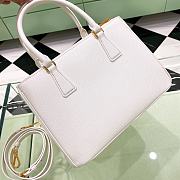 Prada Galleria Saffiano Leather Medium Bag White size 28x12x19.5 cm - 3