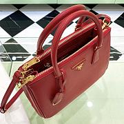 Prada Galleria Saffiano Leather Medium Bag Red size 28x12x19.5 cm - 2