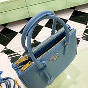 Prada Galleria Saffiano Leather Medium Bag Cloud Blue size 28x12x19.5 cm - 2