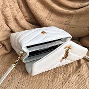 YSL Loulou Toy Strap Bag White size 20 x 14 x 7.5 cm - 4