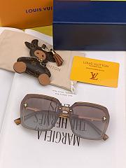 Louis Vuitton Sunglasses L0810 - 4