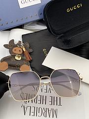 Gucci Sunglasses G4239 - 3