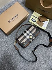 Burberry Check and Leather Top Handle Note Bag Dark Birch Brown 24x8x14 cm - 1