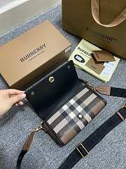 Burberry Check and Leather Top Handle Note Bag Dark Birch Brown 24x8x14 cm - 6