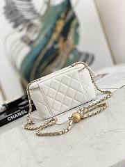 Chanel Small Vanity Case with Chain Pearl Crush White Lambskin - 3