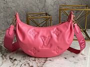 Louis Vuitton Over The Moon Dragon Fruit Pink M59915 size 27.5 x 16 x 7 cm - 4