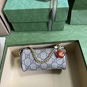 Gucci Coin Purse With Double G Strawberry size 12.5x6x6 cm - 2