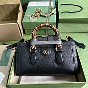Gucci Diana Small Shoulder Bag Black Leather 735153 size 27x15.5x11 cm - 1