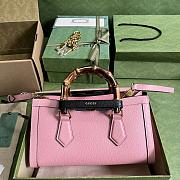 Gucci Diana Small Shoulder Bag Pink Leather 735153 size 27x15.5x11 cm - 4
