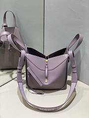 Loewe Mini Hammock Bag Light Purple In Classic Calfskin 20.2x17x20 cm - 5