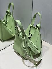 Loewe Mini Hammock Bag Light Green In Classic Calfskin 20.2x17x20 cm - 2