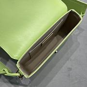 Jacquemus Le Carinu Green Smooth Leather 19x13x3.5 cm - 4