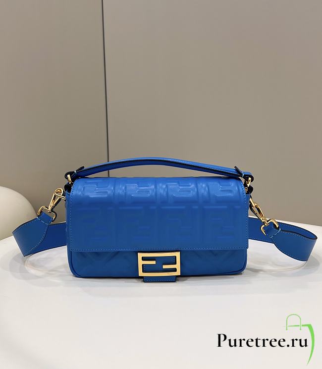 Fendi Baguette Royal Blue Nappa Leather Bag size 26.5x15x5 cm - 1