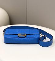 Fendi Baguette Royal Blue Nappa Leather Bag size 26.5x15x5 cm - 2