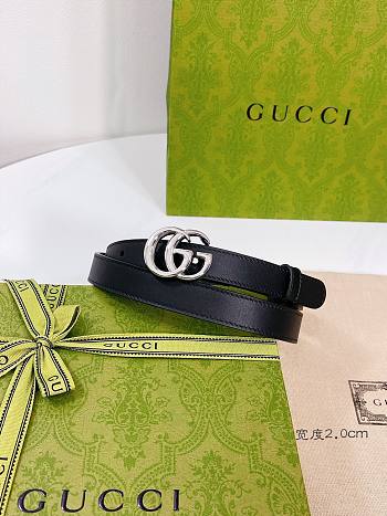 Gucci Leather Belt with Shiny Silver Double G Buckle 2.0 cm