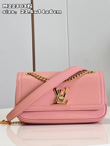 LV LockMe Chain Bag East West Rose Trianon Pink 23.5x14x6 cm