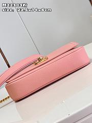 LV LockMe Chain Bag East West Rose Trianon Pink 23.5x14x6 cm - 6
