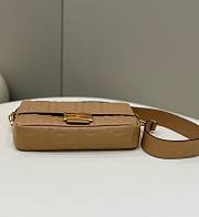 Fendi Baguette Beige Leather Bag Size 26 x 15 x 5 cm - 6