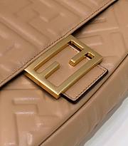 Fendi Baguette Beige Leather Bag Size 26 x 15 x 5 cm - 2
