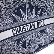 Dior Large Book Tote Dior Rêve d'Infini Embroidery with Navy Blue Metallic - 5