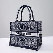 Dior Small Book Tote Dior Rêve d'Infini Embroidery with Navy Blue Metallic - 6