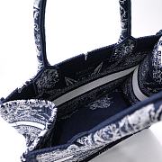 Dior Small Book Tote Dior Rêve d'Infini Embroidery with Navy Blue Metallic - 4