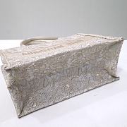 Dior Medium Book Tote White/Gold-tone D-Lace Embroidery with Macramé Effect - 6