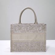 Dior Medium Book Tote White/Gold-tone D-Lace Embroidery with Macramé Effect - 4