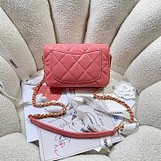 Chanel Small Flap Bag Pink Lambskin size 21 x 14 x 7 cm - 3