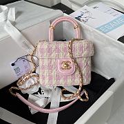 Chanel Small Vanity Case Tweed & Lambskin Pink & Ecru 12.5x15x8 cm - 1