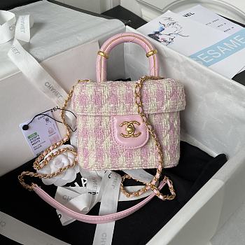 Chanel Small Vanity Case Tweed & Lambskin Pink & Ecru 12.5x15x8 cm