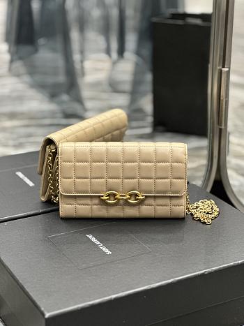 YSL Le Maillon Chain Wallet In Beige Quilted Lambskin 19x11x4 cm