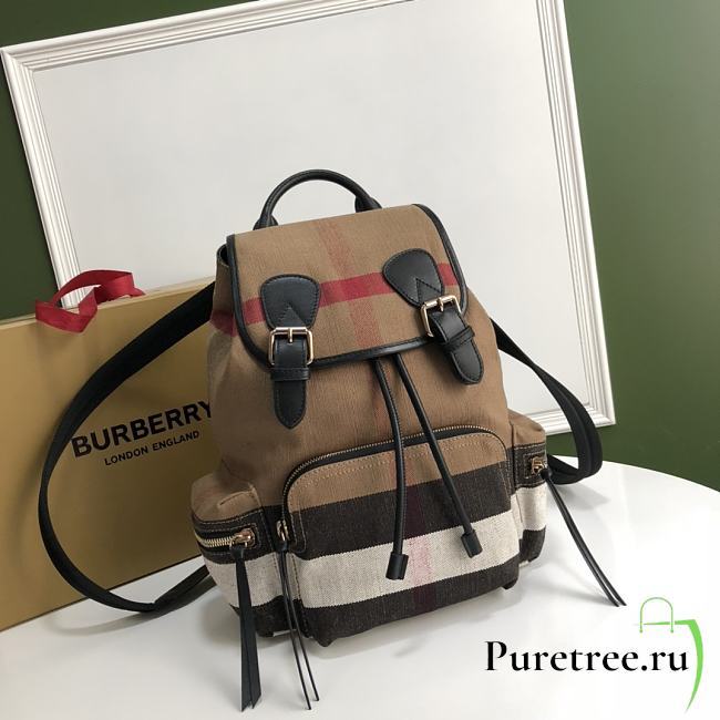 Burberry The Rucksack Vintage backpack 05 - 1