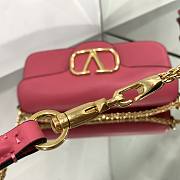 Valentino Locò Pink Calfskin Shoulder Bag Gold-tone Logo - 4