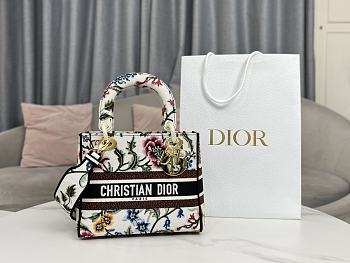 Dior Medium Lady D-Lite Bag White Multicolor Dior Petites Fleurs Embroidery