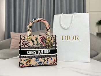 Dior Medium Lady D-Lite Bag Natural Multicolor Dior Petites Fleurs Embroidery