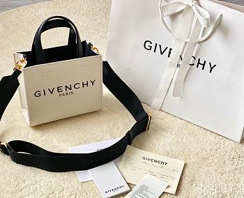 Givenchy Mini G-Tote Shopping Bag In Beige/Black Canvas 19x8x16 cm