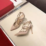 Valentino Patent Rockstud Caged Pump Poudre 100mm - 1