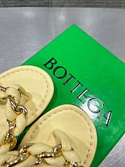 Bottega Veneta Dot Chain-braided Light Yellow Leather Flat Sandals - 3