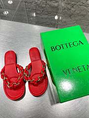 Bottega Veneta Dot Chain-braided Red Leather Flat Sandals - 2