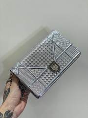 Dior Diorama Wallet On Chain Metallic Silver 19 x 12.3 x 3 cm - 1