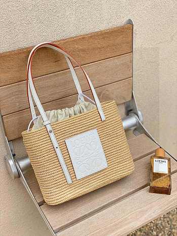 Loewe Small Square Basket Bag In Raffia And Calfskin Natural/White