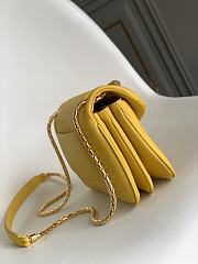 Bvlgari Serpenti Reverse Shoulder Bag Yellow size 22.5x15x7 cm - 2
