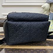 LV Discovery Backpack Black Calf Leather M46553 size 29 x 38 x 20 cm - 5