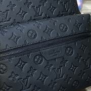 LV Discovery Backpack Black Calf Leather M46553 size 29 x 38 x 20 cm - 2