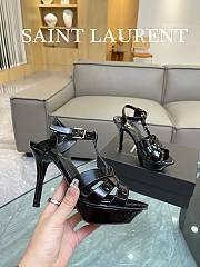YSL Tribute Platform Sandals In Black Patent Leather 10,5 cm - 4