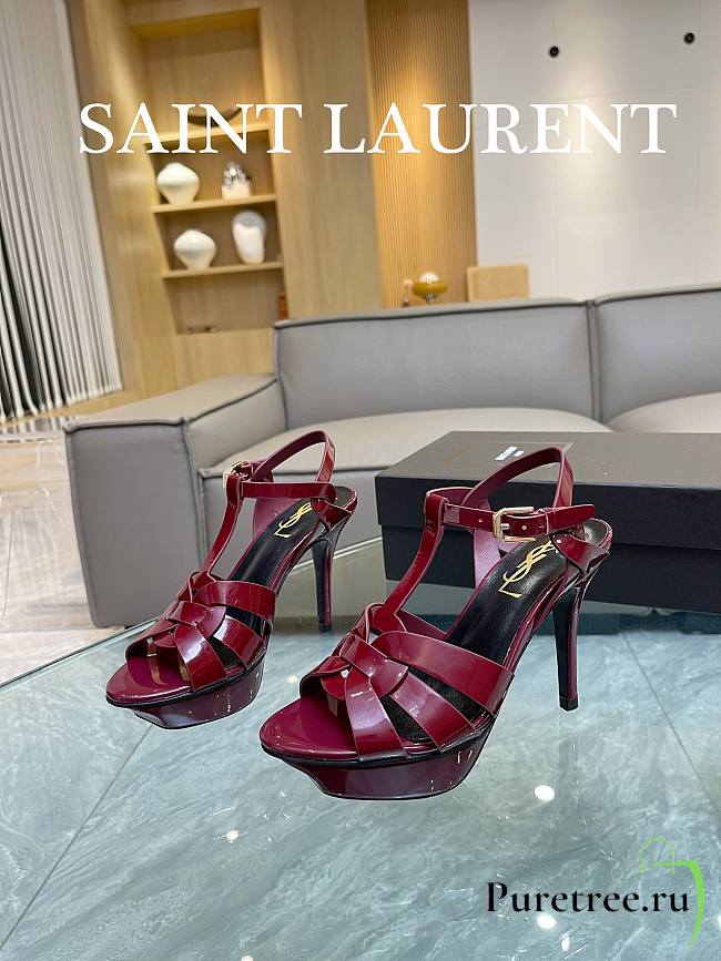 YSL Tribute Platform Sandals In Burgundy Patent Leather 10,5 cm - 1