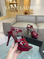 YSL Tribute Platform Sandals In Burgundy Patent Leather 10,5 cm - 4