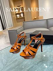 YSL Tribute Platform Sandals In Brown Patent Leather 10,5 cm - 1